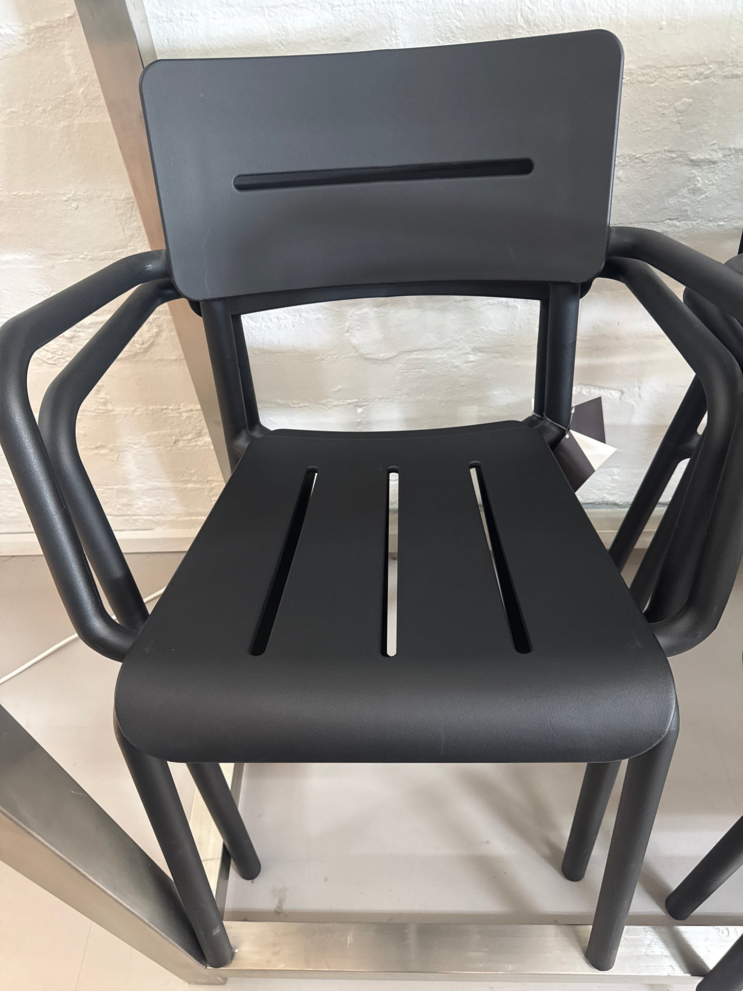 GlobeWest Outo Outdoor Chairs (Set 4)