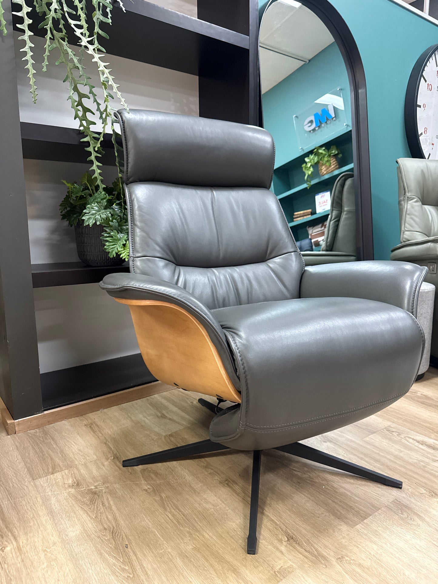 IMG Space 5300 Recliner Chair