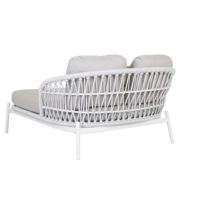 Portsea Cruise Day Bed by GlobeWest from Make Your House A Home Premium Stockist. Outdoor Furniture Store Bendigo. 20% off Globe West. Australia Wide Delivery.