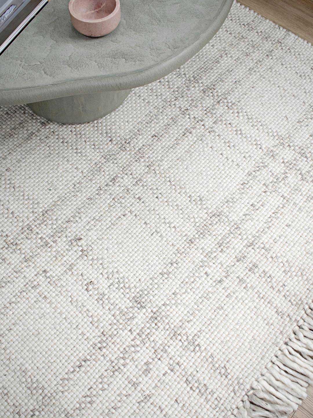 Dillon Rug in Ivory