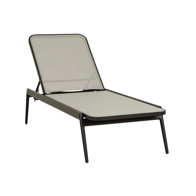 Portsea Classic Sunbed by GlobeWest from Make Your House A Home Premium Stockist. Outdoor Furniture Store Bendigo. 20% off Globe West. Australia Wide Delivery.