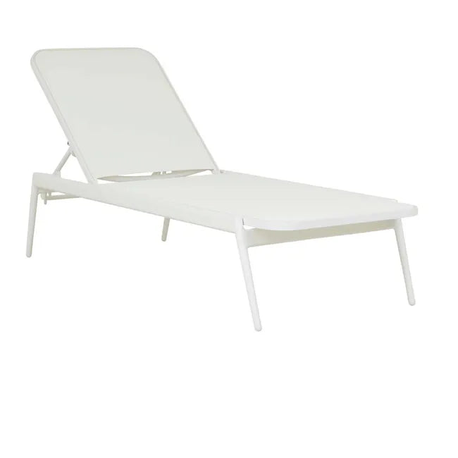 Portsea Classic Sunbed by GlobeWest from Make Your House A Home Premium Stockist. Outdoor Furniture Store Bendigo. 20% off Globe West. Australia Wide Delivery.