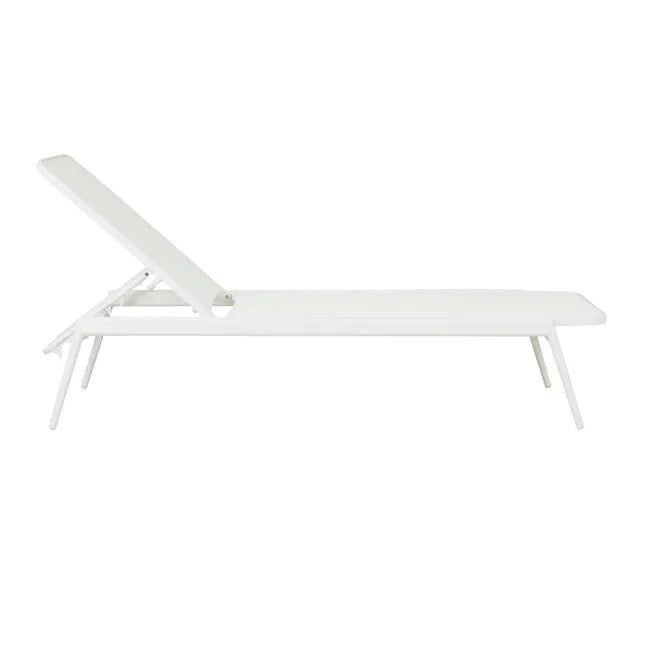 Portsea Classic Sunbed by GlobeWest from Make Your House A Home Premium Stockist. Outdoor Furniture Store Bendigo. 20% off Globe West. Australia Wide Delivery.