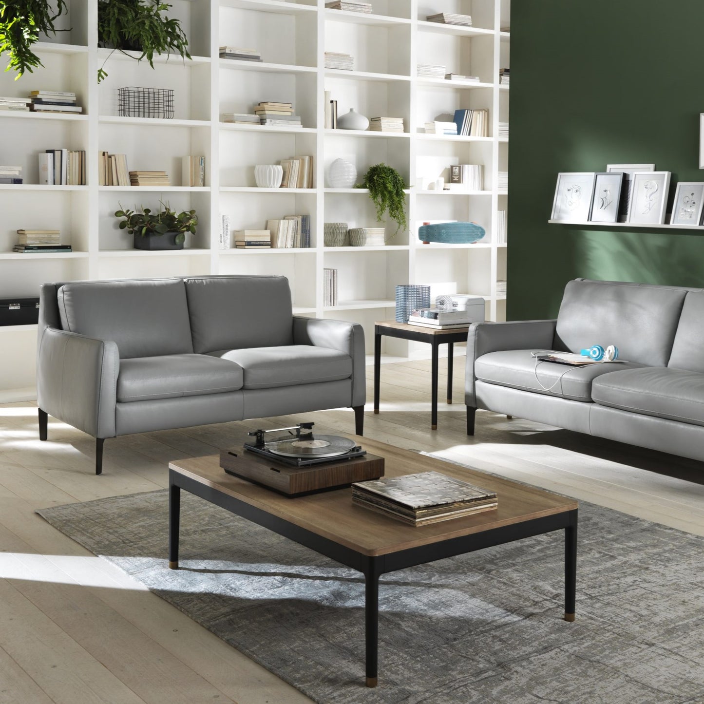 Natuzzi Editions Quiete C009 Modular Sofa. Available from your Natuzzi Stockist Make Your House A Home, Bendigo, Victoria. Australia wide delivery to Melbourne. Italian leather.