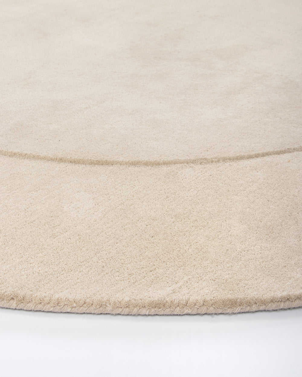 Form Curved rug