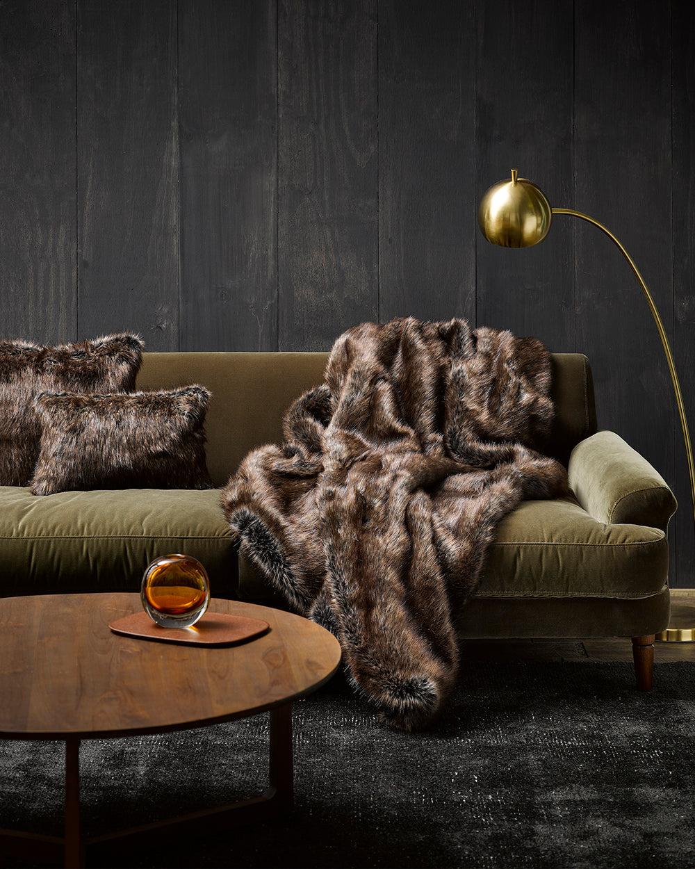 Heirloom Husky Throw Rug Blanket in Faux Fur is available from Make Your House A Home Premium Stockist. Furniture Store Bendigo, Victoria. Australia Wide Delivery.