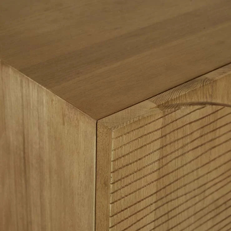 Solstice Entertainment Unit