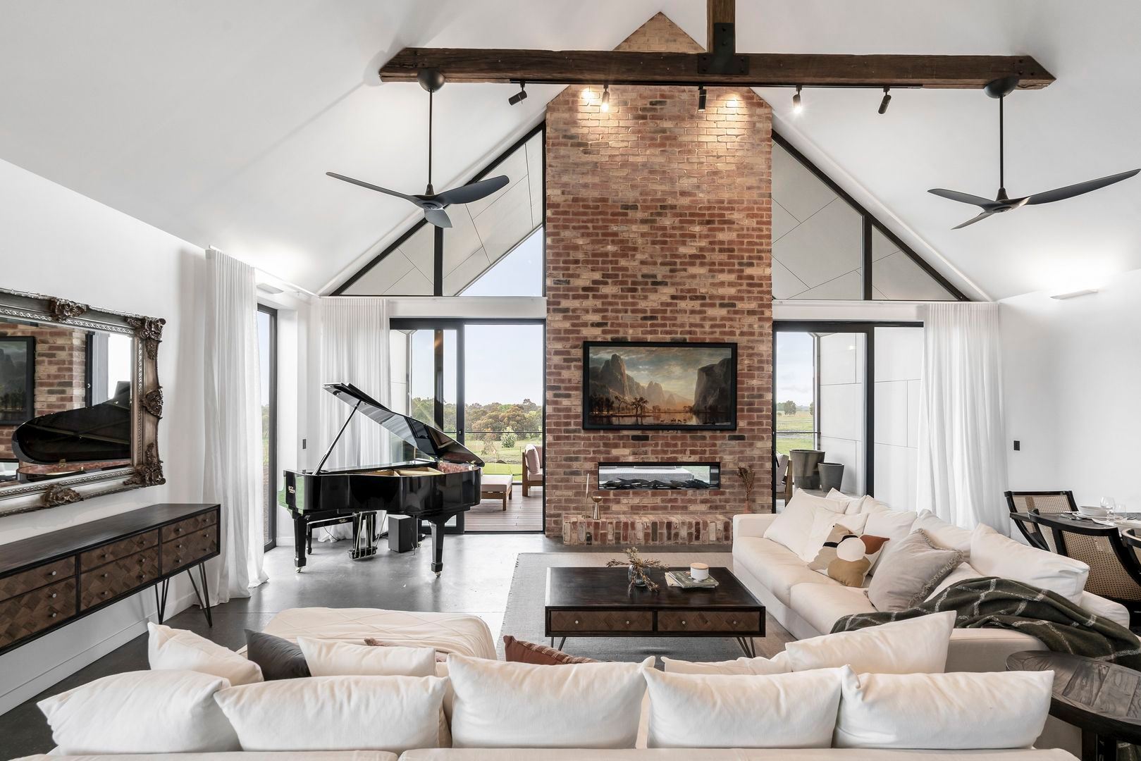 Derby Bone Rug by Bayliss Rugs available from Make Your House A Home. Furniture Store Bendigo. Rugs Bendigo.