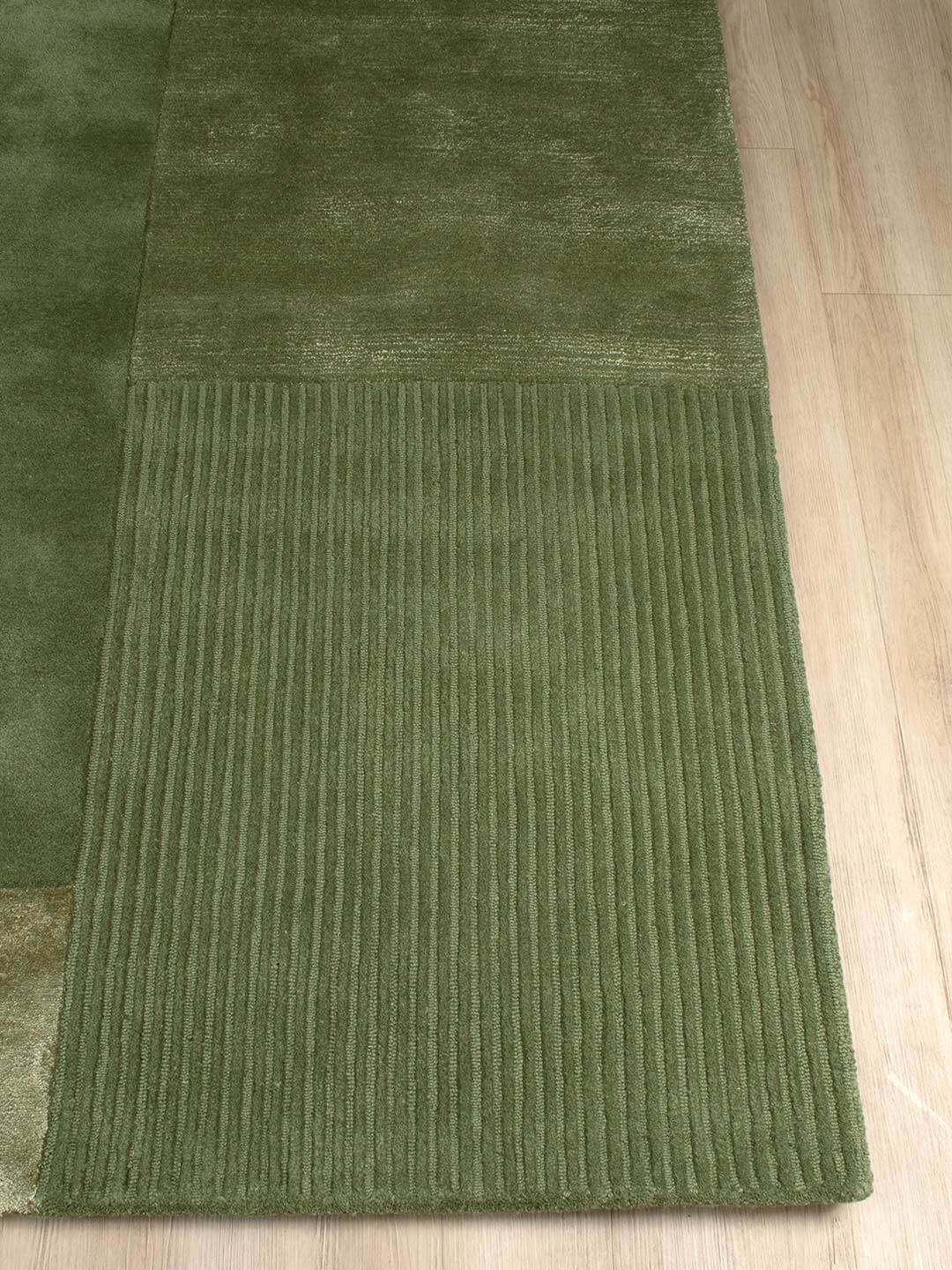 Foster Forest Rug is 20% off from the Rug Collection Stockist Make Your House A Home, Furniture Store Bendigo. Free Australia Wide Delivery