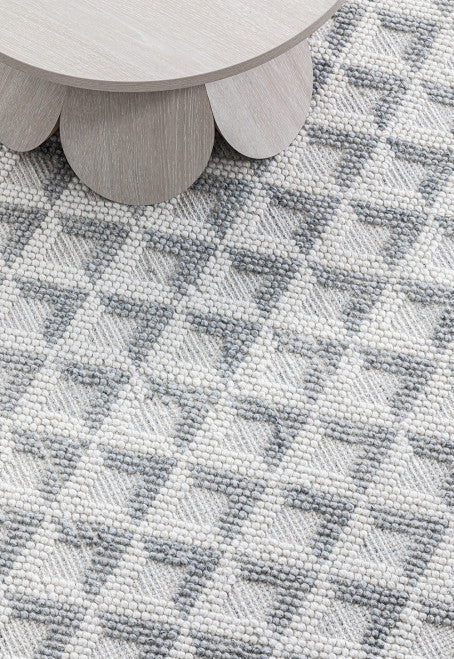 Memphis Lever Rug by Bayliss Rugs available from Make Your House A Home. Furniture Store Bendigo. Rugs Bendigo.