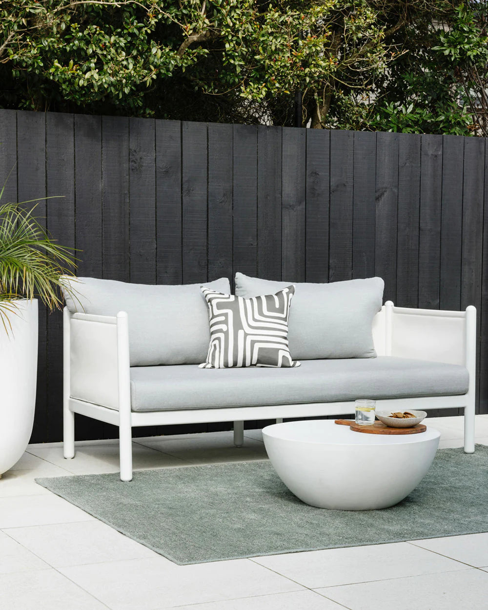 Orakei Atlantic Outdoor Floor Rug from Baya Furtex Stockist Make Your House A Home, Furniture Store Bendigo. Free Australia Wide Delivery.
