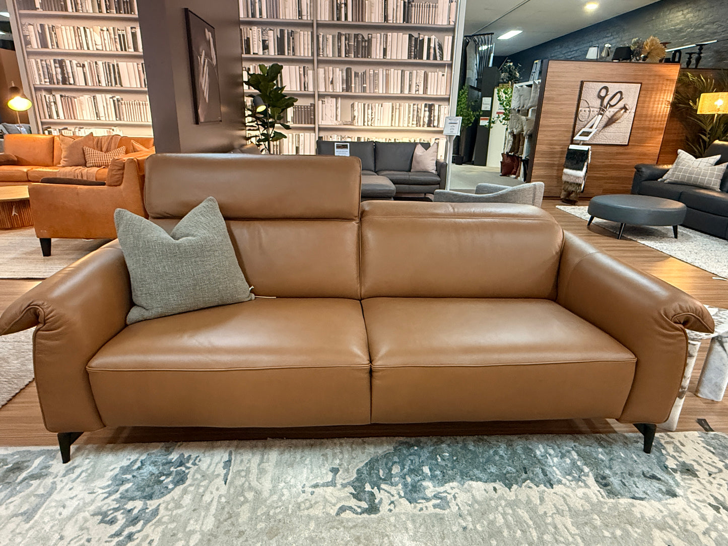 Natuzzi Leggiadro Sofa