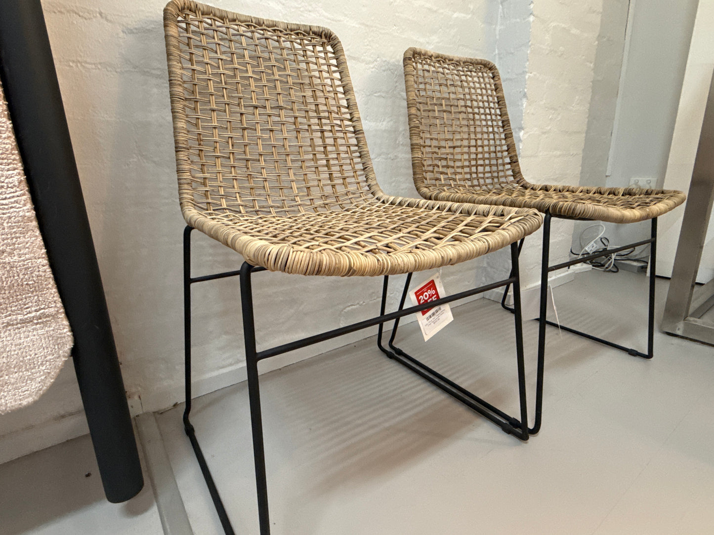 GlobeWest Olivia Dinning Chairs