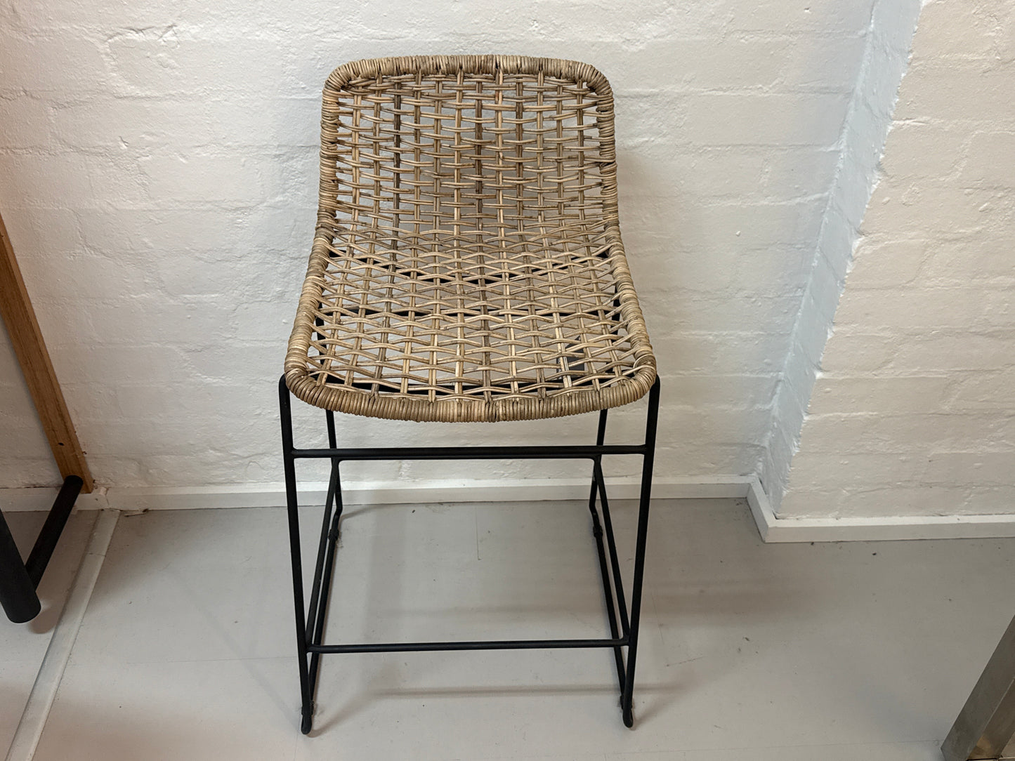 GlobeWest Olivia Open Wave Barstools