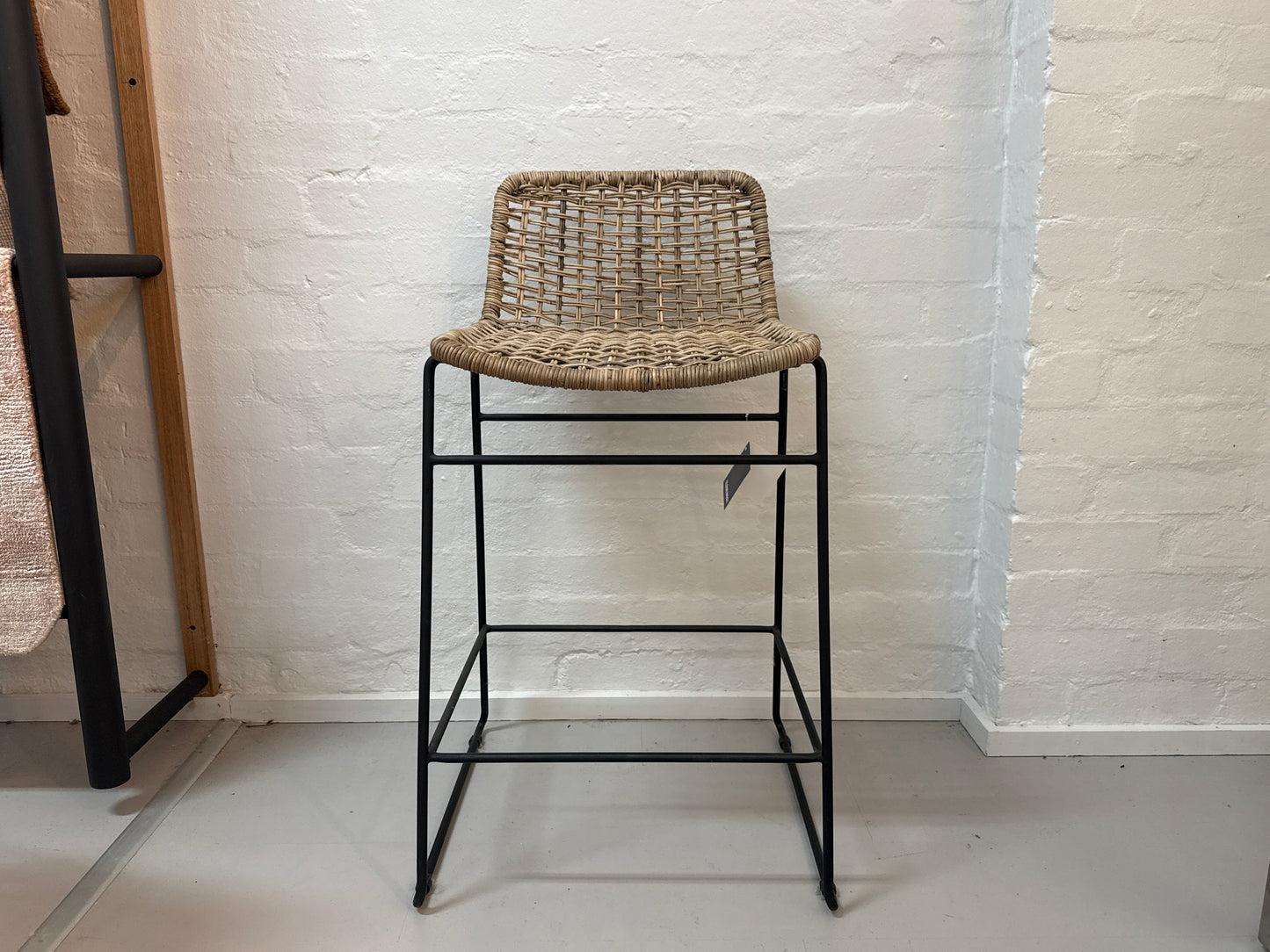 GlobeWest Olivia Open Wave Barstools