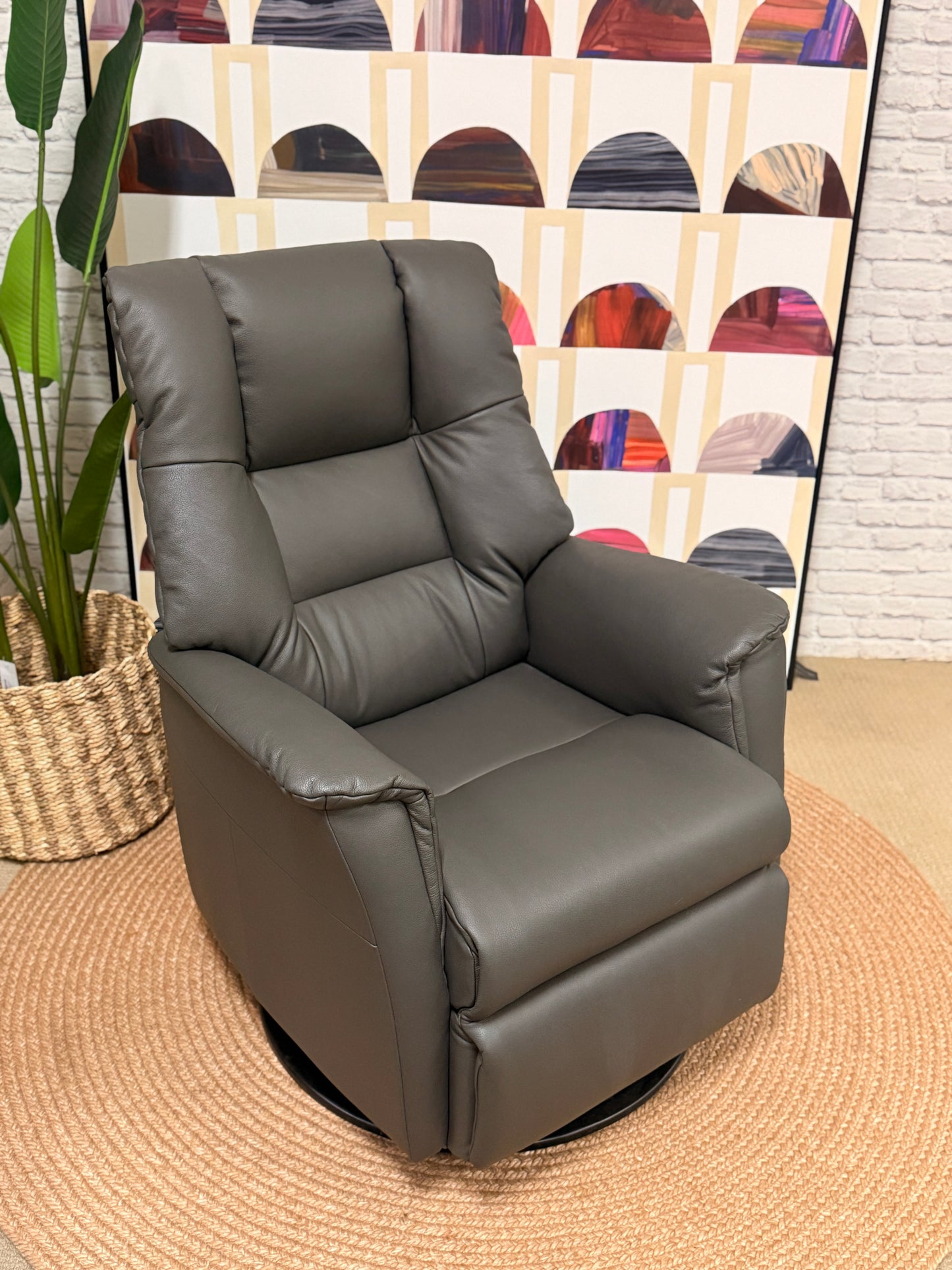 IMG Comfort RG195 Brando Compact Chair