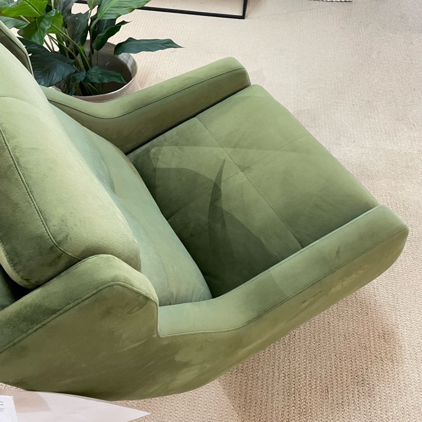 Molmic Zac Swivel Chair