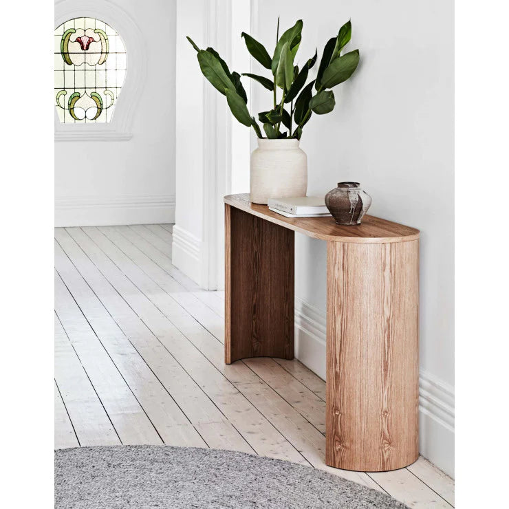 Classique Oval Console by GlobeWest from Make Your House A Home Premium Stockist. Furniture Store Bendigo. 20% off Globe West Sale. Australia Wide Delivery.