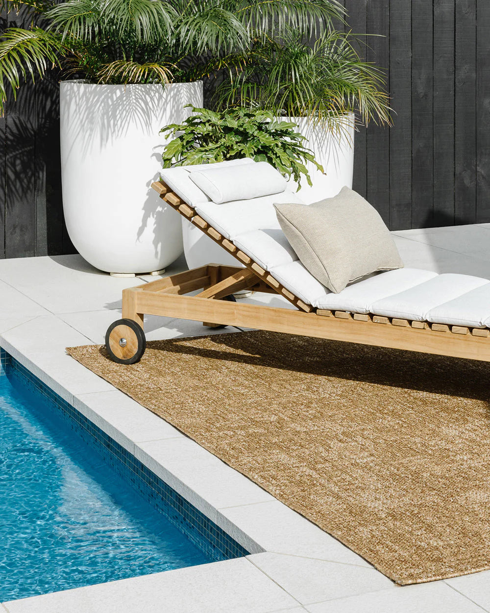 Rattan Outdoor Floor Rug by Baya – Make Your House A Home