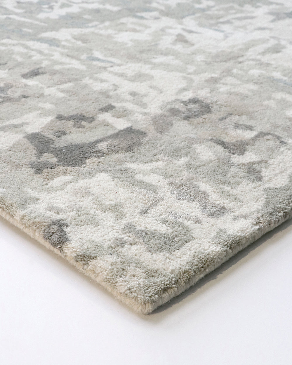 Reiner Rug from Baya Furtex Stockist Make Your House A Home, Furniture Store Bendigo. Free Australia Wide Delivery. Mulberi Rugs.